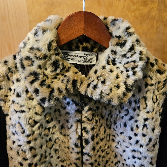 TIAR BRAND faux leopard and black knit jacket - Picture 3 of 17
